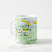 神与えよ勝利。- 1コリント15:57 コーヒーマグカップ (正面左)