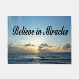 神信じの奇跡の中で ドアマット