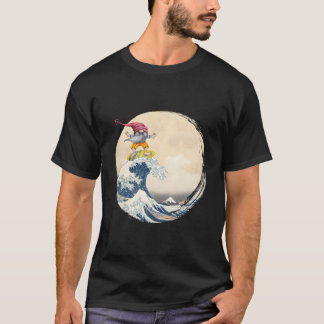 神奈川沖の大波に乗るバックサーフィン・ノーム Tシャツ