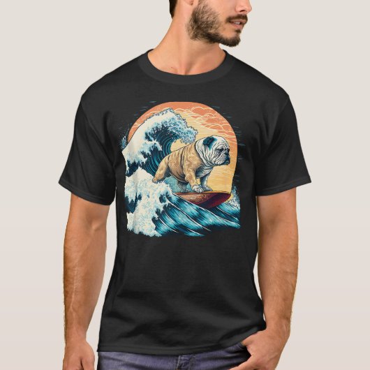 神奈川沖浪裏のサーフィンイングリッシュブルドッグ Tシャツ (正面)