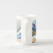 神奈川葛飾北斎美術の大きな波 ボーンチャイナマグカップ (裏面)