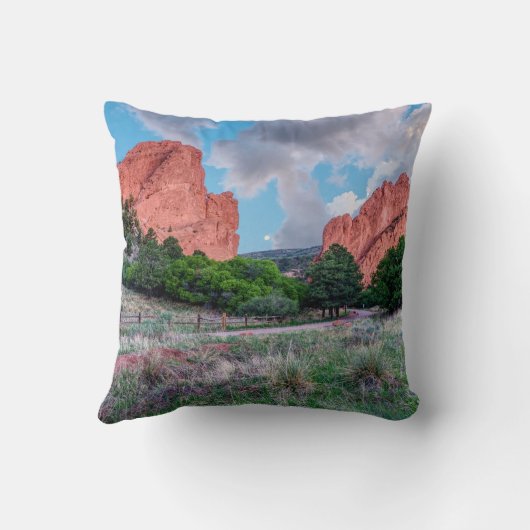 神枕の門の岩庭 クッション (裏面)