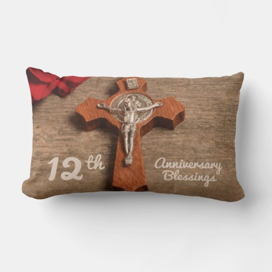 神父12回叙勲記念日バラと念珠 ランバークッション (正面)