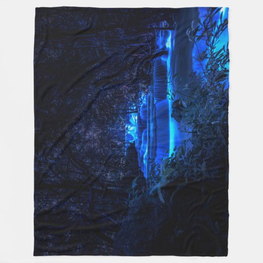 神秘の河 フリースブランケット (正面)