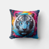 神秘的でエーテルのような外観の虎 クッション (正面)