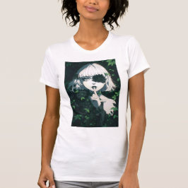 神秘的なアニメの少女  Tシャツ