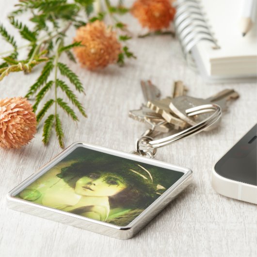 神秘的なウィローツリーフェアリーファンタジーアート キーホルダー (側面)