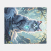 **神秘的なオーラを持つ威厳ある幻想の猫 - ハイファンタジーF** フリースブランケット (正面(横))