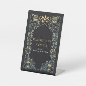 神秘的なゴシックラベンダーの花のウェディングギフト 台座サイン (正面)