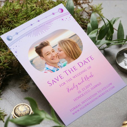 神秘的なサンセットピンクサンムーンスターズ宇宙 セーブザデート