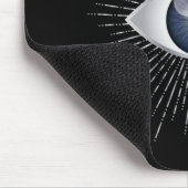 神秘的なシルバーとブルーイマジックアイナザリマティオンブラック マウスパッド (コーナー)