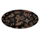 神秘的なシンボル：ヘビ、太陽、月。 カッティングボード (角)