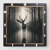 神秘的なスタッグフォレストシルエット スクエア壁時計 (正面)