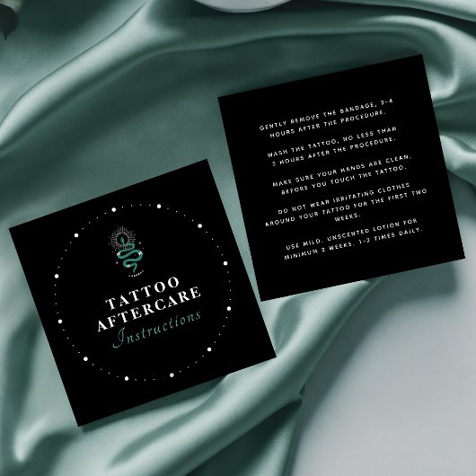 神秘的なスネークグリーンタトゥーアフターケアの指示 スクエア名刺