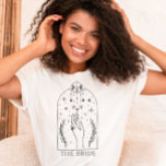 神秘的なタロットカードザブライドバチェロレッテ Tシャツ<br><div class="desc">このデザインは神秘的な天空タロットカードインスパイアデザイン。一致するアイテムの詳細については、コレクション全体を参照する</div>