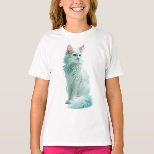 神秘的なターコイズブルーの瞳の白いふわふわ猫 キッズ Tシャツ (正面)