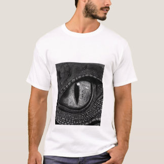神秘的なドラゴンの目のスケッチアート Tシャツ