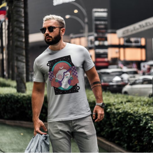 神秘的なナイトウーマン Tシャツ