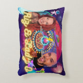 神秘的なピザパーティー枕 アクセントクッション (正面(垂直))