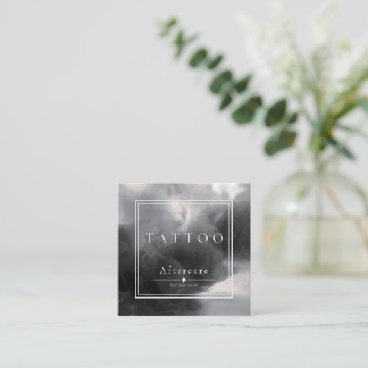 神秘的なブラックインクタトゥーアフターケアの指示 スクエア名刺 (スタンド正面)