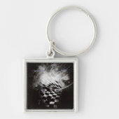 神秘的なマスクと時間らせん状 キーホルダー (正面)