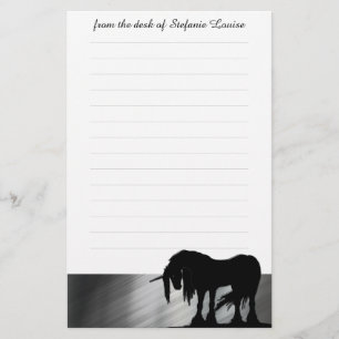 神秘的なユニコーンとライン（金属銀） 便箋