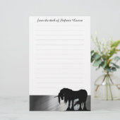 神秘的なユニコーンとライン（金属銀） 便箋 (スタンド正面)