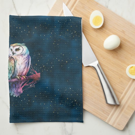 神秘的なレインボーフクロウと満月の天空 キッチンタオル (四つ折り)