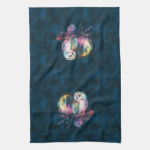 神秘的なレインボーフクロウと満月の天空 キッチンタオル (縦)