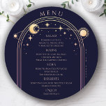 神秘的なレインボーブルーサンムーンスターズ宇宙結婚ズ メニュー<br><div class="desc">神秘的なレインボーダークネイビーブルーサンムーンスターズ宇宙宇宙天文学のメニューカード結婚は、ダークネイビーブルーの背景に黄金の太陽、月、星のフレームを備え、桃の書道のスクリプトの中心にあなたのメニュー詳細をモダン持つ。提供されている文字・ボックスで文字を編集してパーソナライズ。©2024 Evco Studioによる設計： www.zazzle.com/store/evcostudio</div>