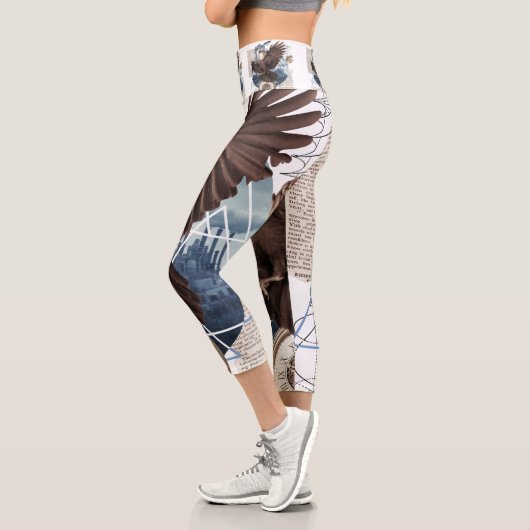 神秘的なレイヴンコラージュ – ヴィンテージと未来的 カプリレギンス (左)