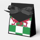 神秘的なレッドケルトのドラゴン国旗 フェイバーボックス (正面サイド)