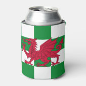 神秘的なレッドケルトのドラゴン国旗 缶クーラー (缶正面)