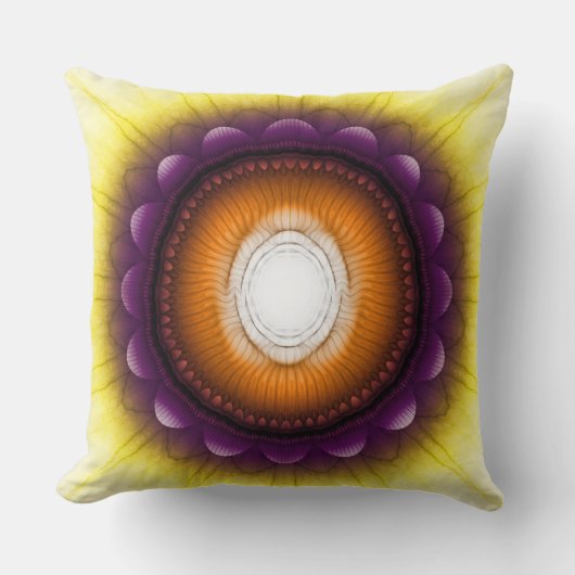 神秘的な光沢のあるオレンジ色のオーナメント クッション (正面)