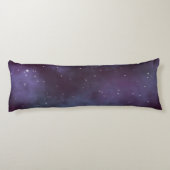 神秘的な埃っぽいバイオレット銀河系 ボディピロー (裏面)