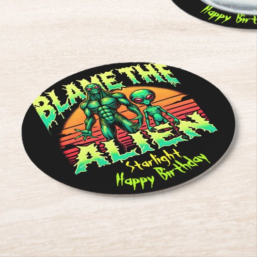 神秘的な夕暮れの下の謎めいたエイリアン ラウンドペーパーコースター (アングル)