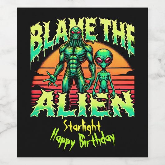 神秘的な夕暮れの下の謎めいたエイリアン ワインラベル (シングルラベル)