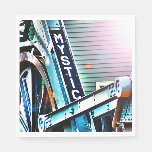 神秘的な川の跳ね橋が見える スタンダードランチョンナプキン (正面)