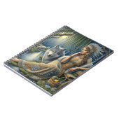 神秘的な森の中の月に照らされた魅力溢れる街 ノートブック (左側)