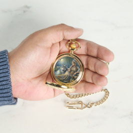 神秘的な森の中の月に照らされた魅力溢れる街 腕時計