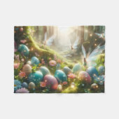神秘的な森の妖精 魔法の春の卵 フリースブランケット (正面(横))