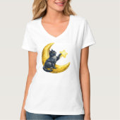 神秘的な水彩画の黒猫と金の三日月 Tシャツ (正面)