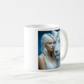 神秘的な白い虎と美しい女性 コーヒーマグカップ (正面右)
