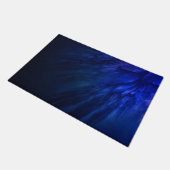 神秘的な翼と深いブルーの羽 ドアマット (アングル)