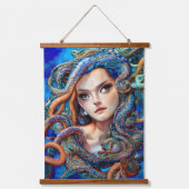 神秘的な青いタコの渦巻き |ファンタジー女神アート 吊り下げ型タペストリー (正面)