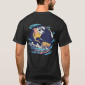 神秘的な青い目の女性ポートレートTシャツ Tシャツ (裏面)