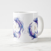 神秘的な魚座の星座ベタの水彩アストロデザイン ジャンボコーヒーマグカップ (正面右)
