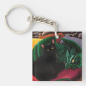 神秘的な黒猫とエメラルドグリーンのドラゴンの幻想画 キーホルダー (正面)