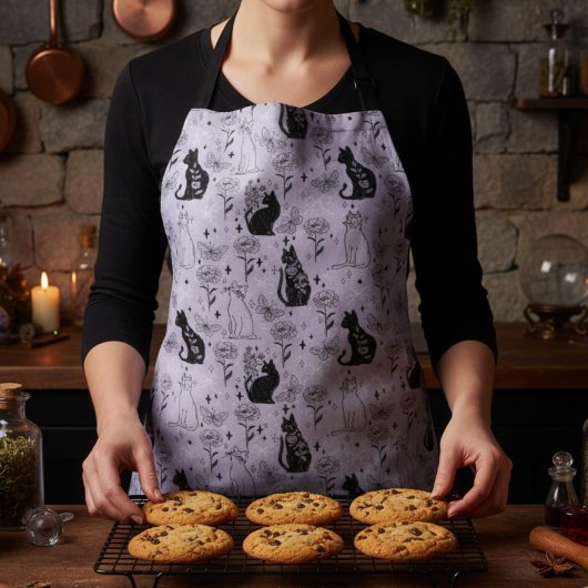 神秘的な黒猫と蝶のパターン | ウィッチー エプロン