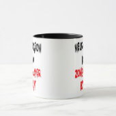 神経外科医ゾンビ層のジョーク マグカップ (中央)